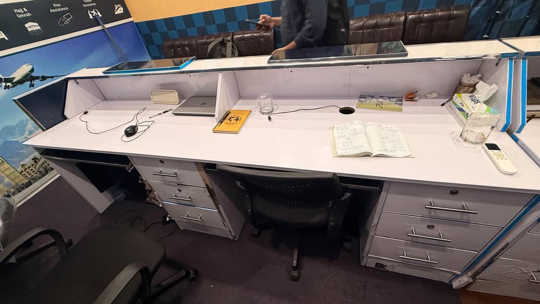 Office Table / Counter 10