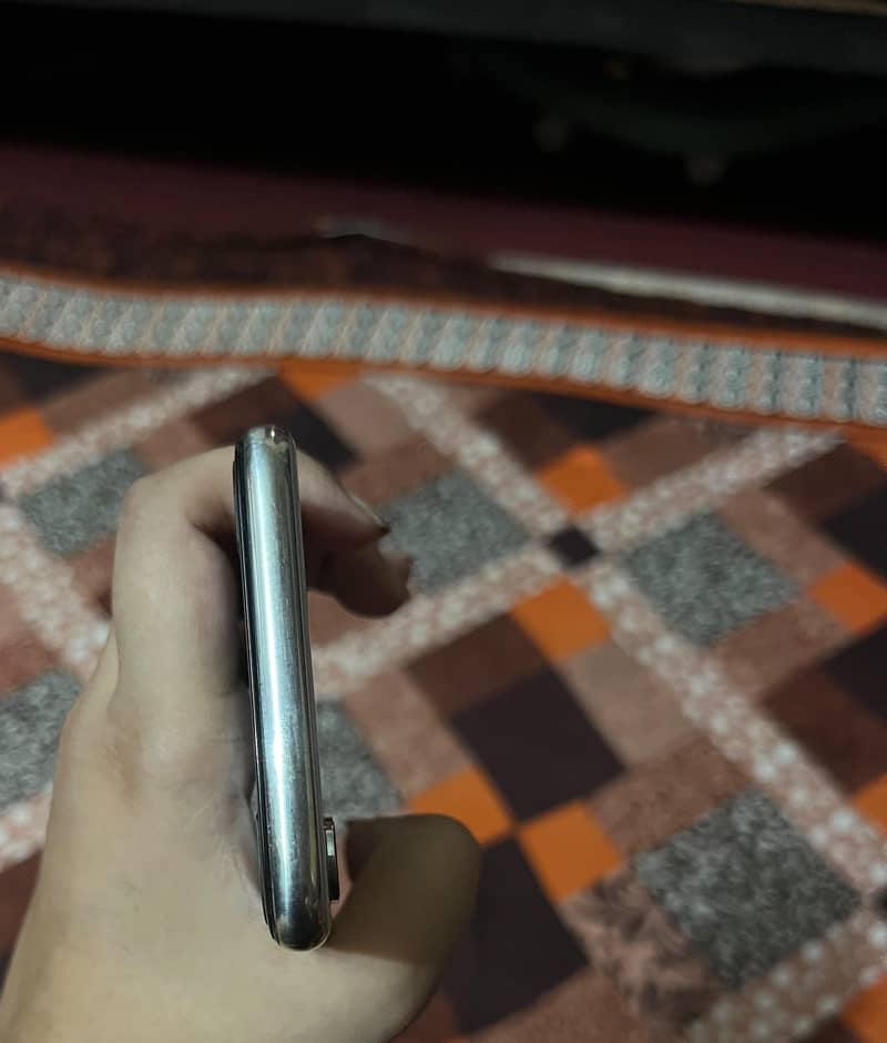 Apple iPhone X 2