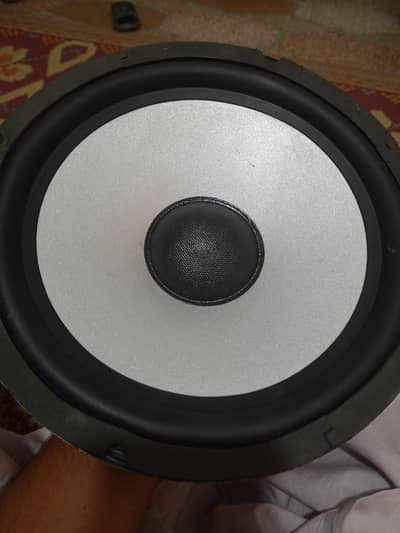 three woofer speaker