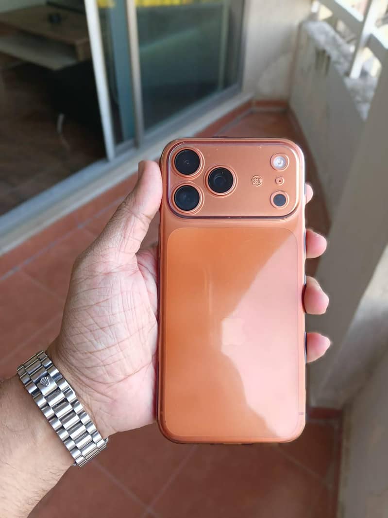 iPhone 17 Pro Max (sim time available) 7