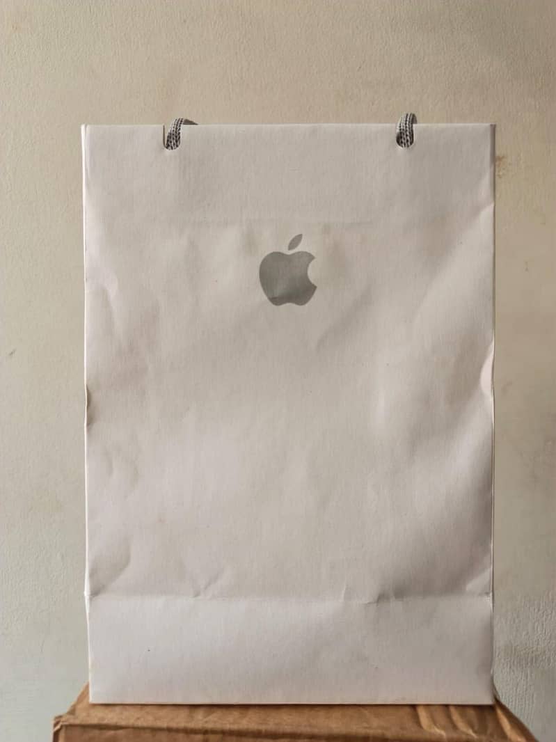 iPhone 17 Pro Max (sim time available) 14