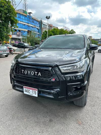 Self Drive Rent A Car/Car Rental Service/Bulletproof Rent A Car Lahore
