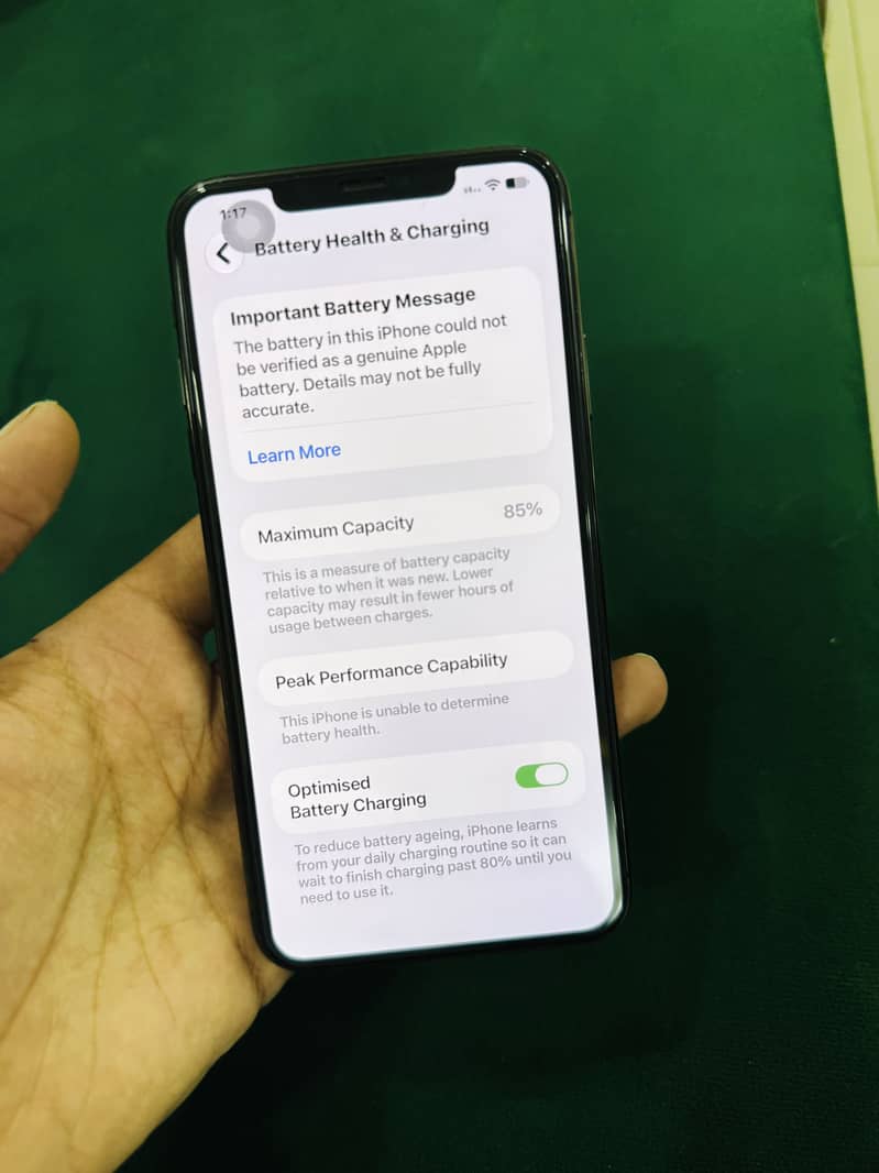 Apple iPhone 11 Pro Max 4