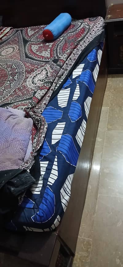 Molty foam mattress 3 years used