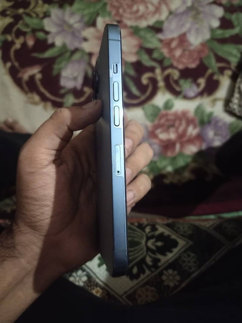 Apple iPhone 13 Pro 1