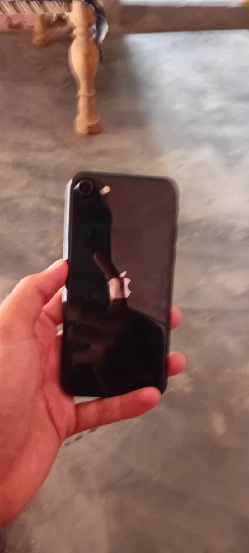 Apple iPhone SE 2