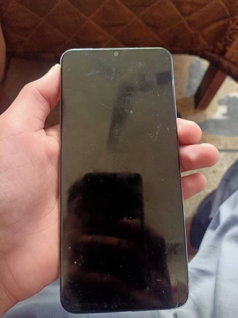 Realme Note 60 4