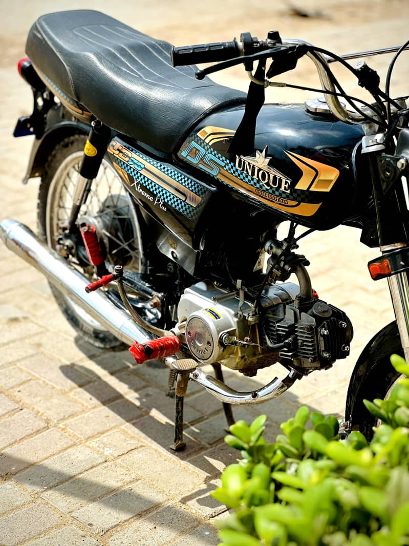 unique 70cc 25 model 1