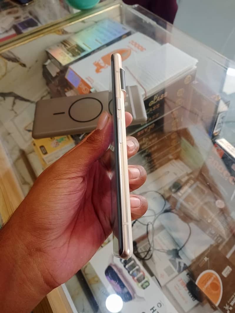 Google Pixel 6 Pro 4