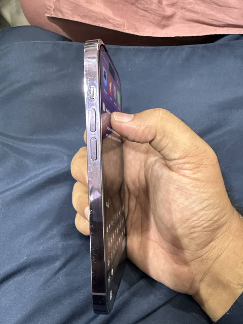 Apple iPhone 14 Pro 4