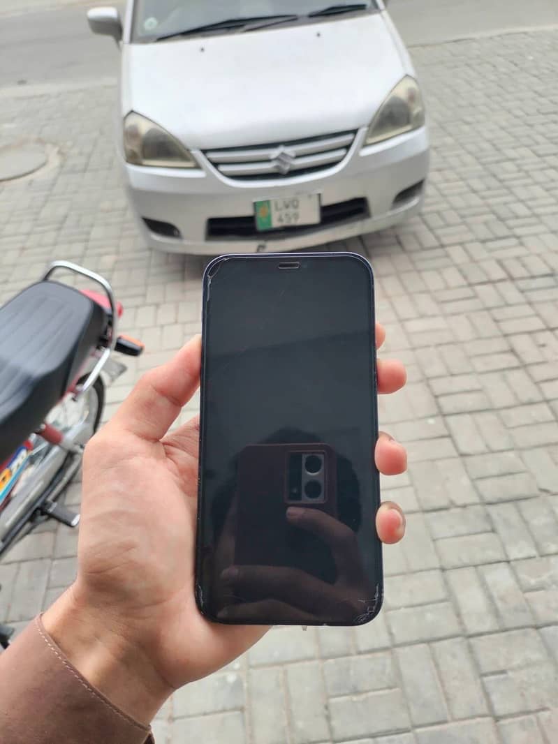 Apple iPhone 12 2