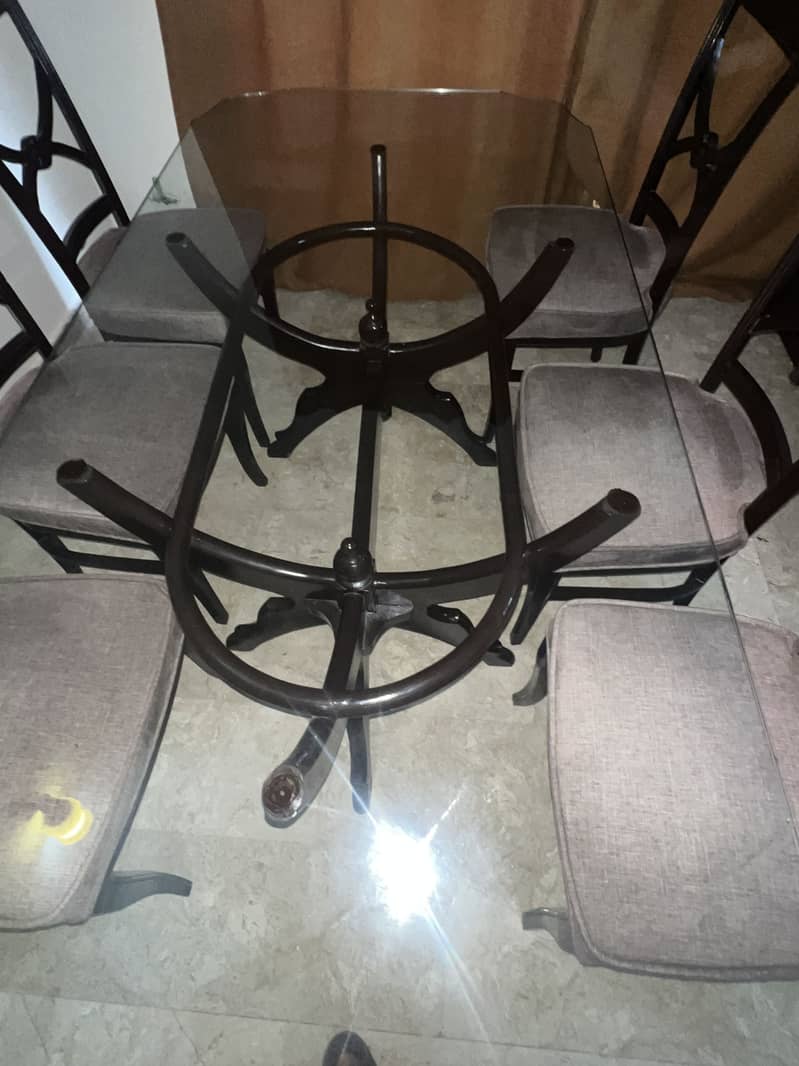 Dinning table 4