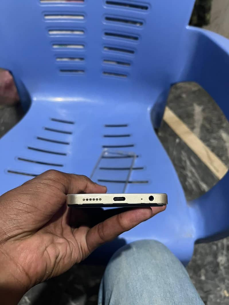 Tecno Spark 20C 2