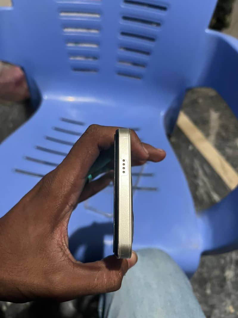 Tecno Spark 20C 3