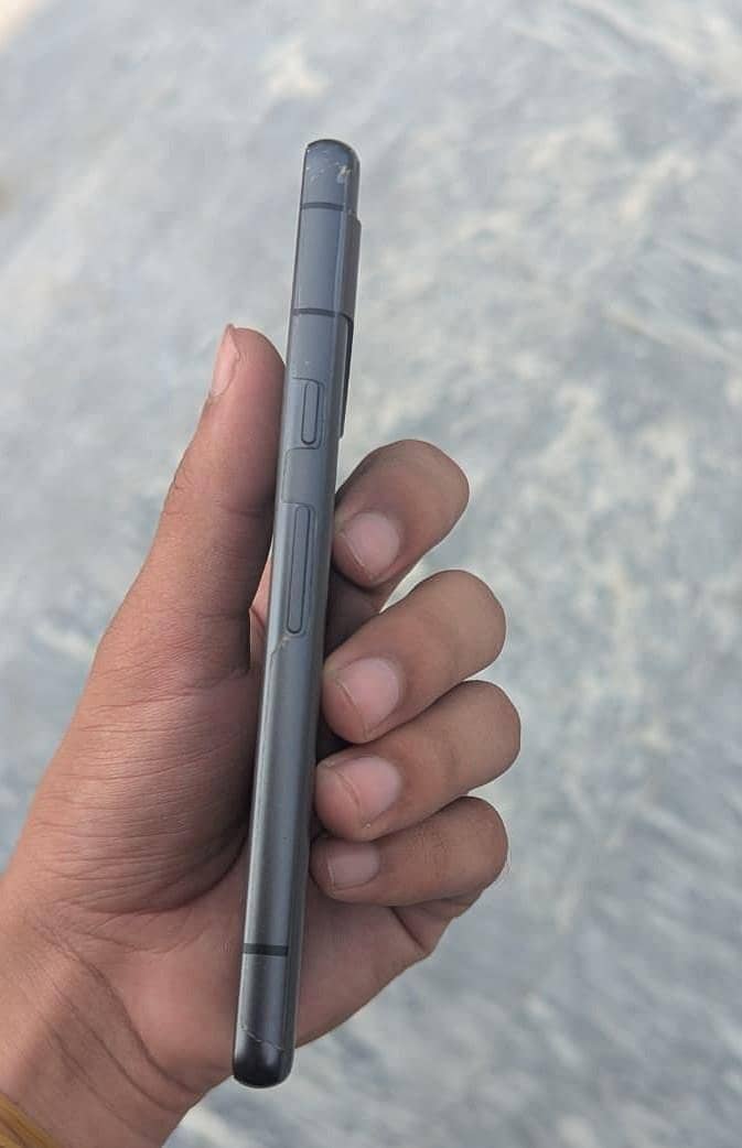 Google Pixel 7A 1