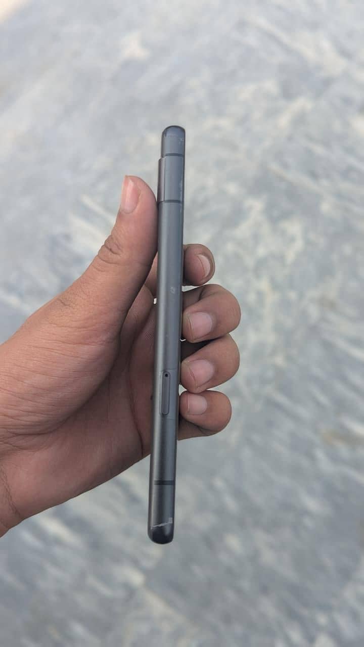 Google Pixel 7A 4