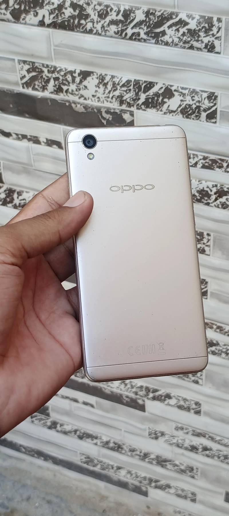 OPPO A37 1