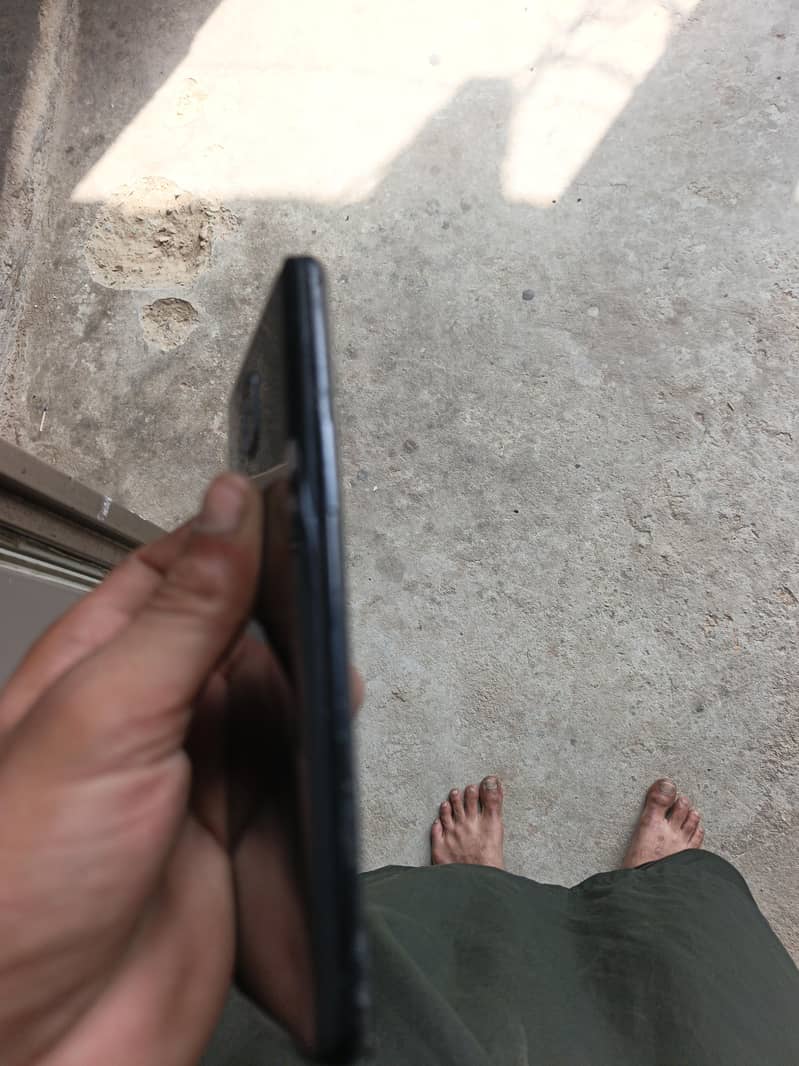 One Plus 6T 4