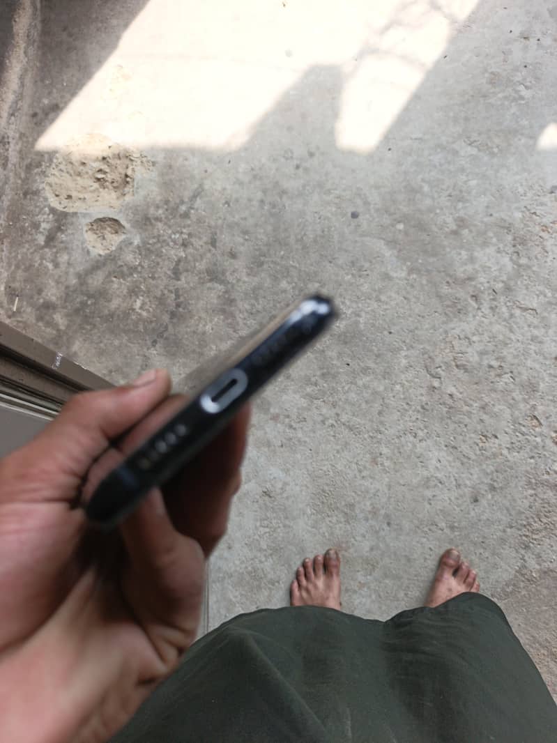 One Plus 6T 5
