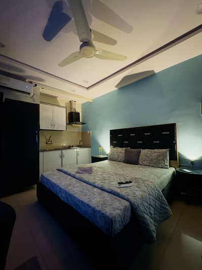 Gulberg Greens Islamabad, Daily, Weekly basis One Bedroom Luxury Studio Apartment Available For Rent Gulberg greens Islamabad