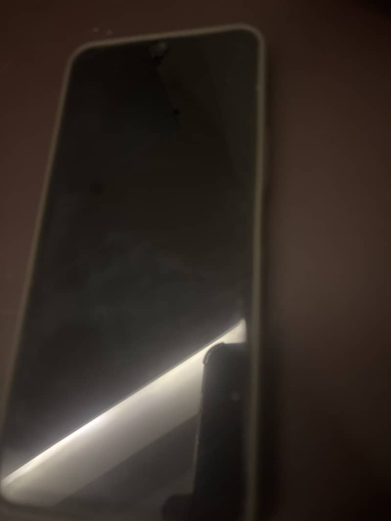Apple iPhone 7 0