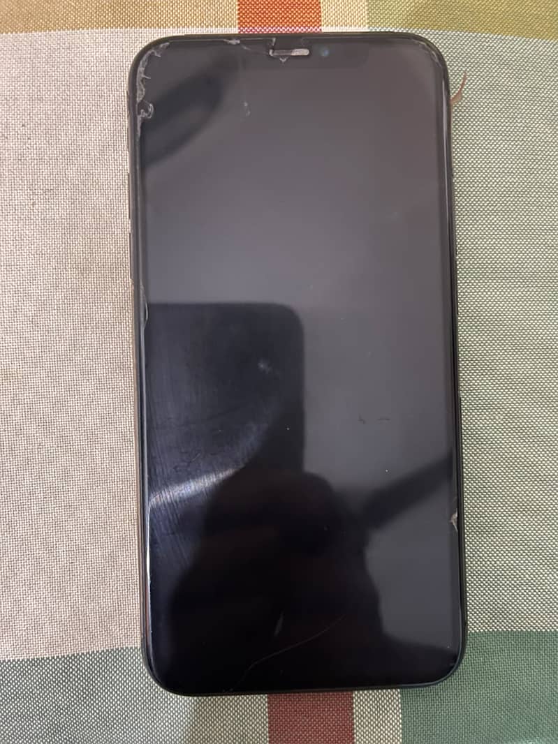 Apple iPhone XS 6