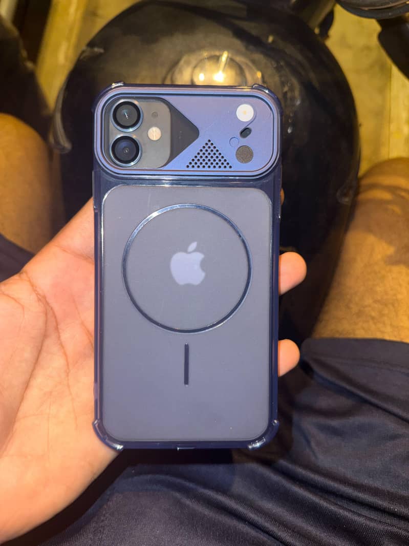 Apple iPhone 11 0