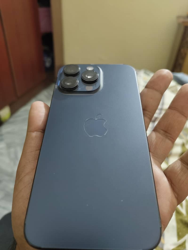 Apple iphone 15 pro max 5