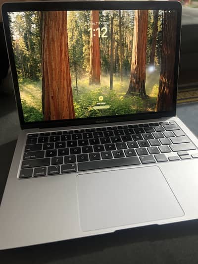 Apple MacBook Air 2020 intel i5 | 8GB RAM | 512 GB SSD