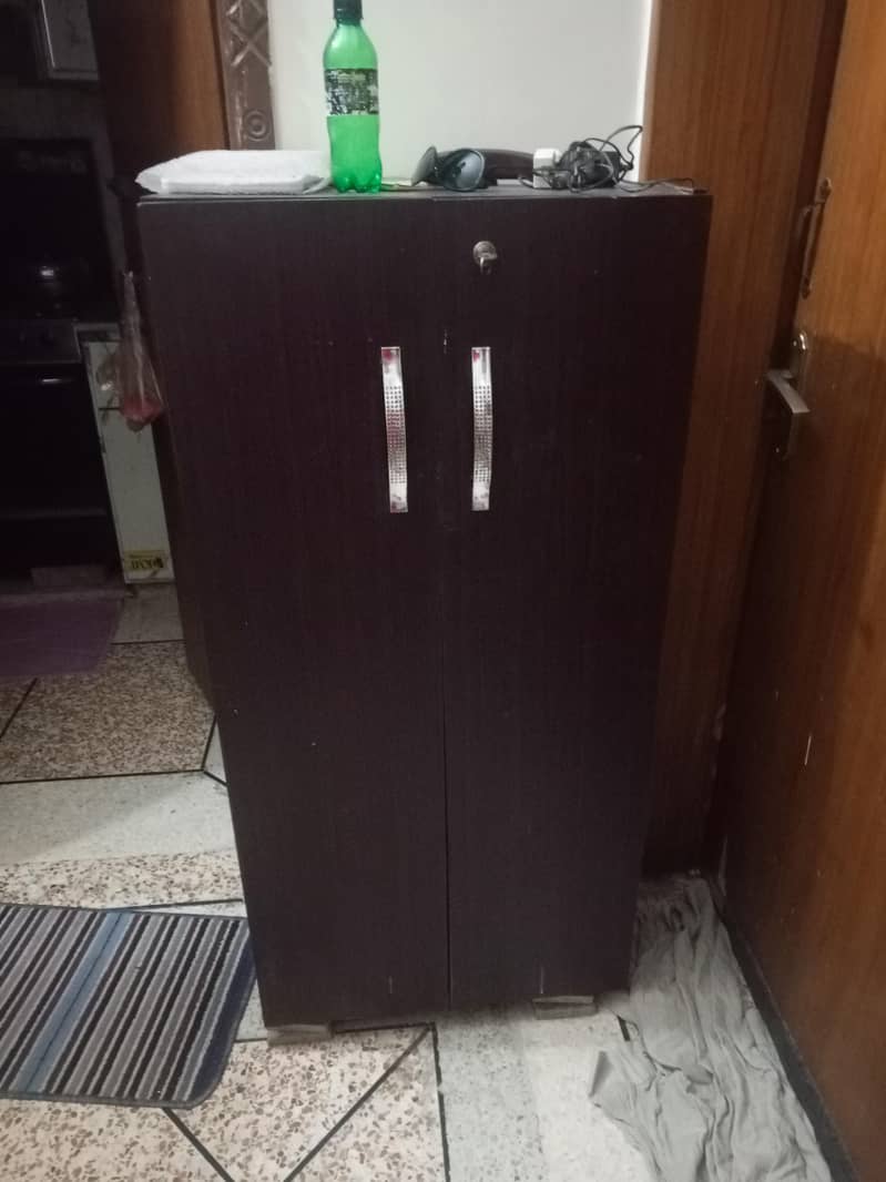 cupboard 0