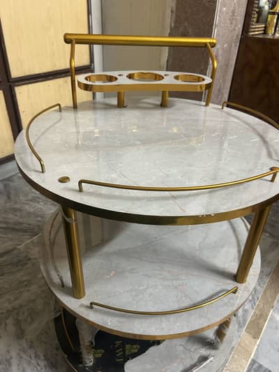 Serving trolley