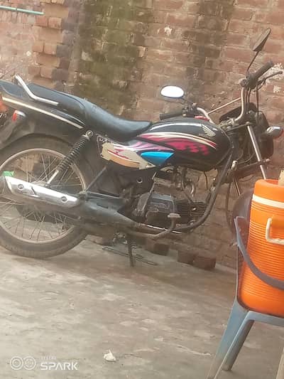 mjhy ye ceal krna ya exchng with same model 125