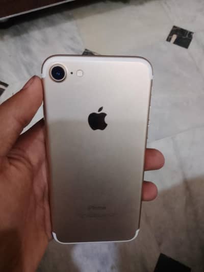 Apple iPhone 7