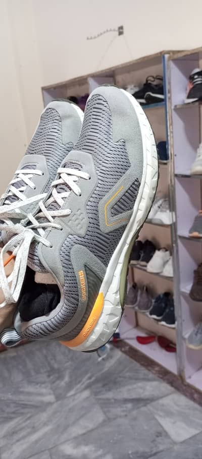 DUCKERS SHOES