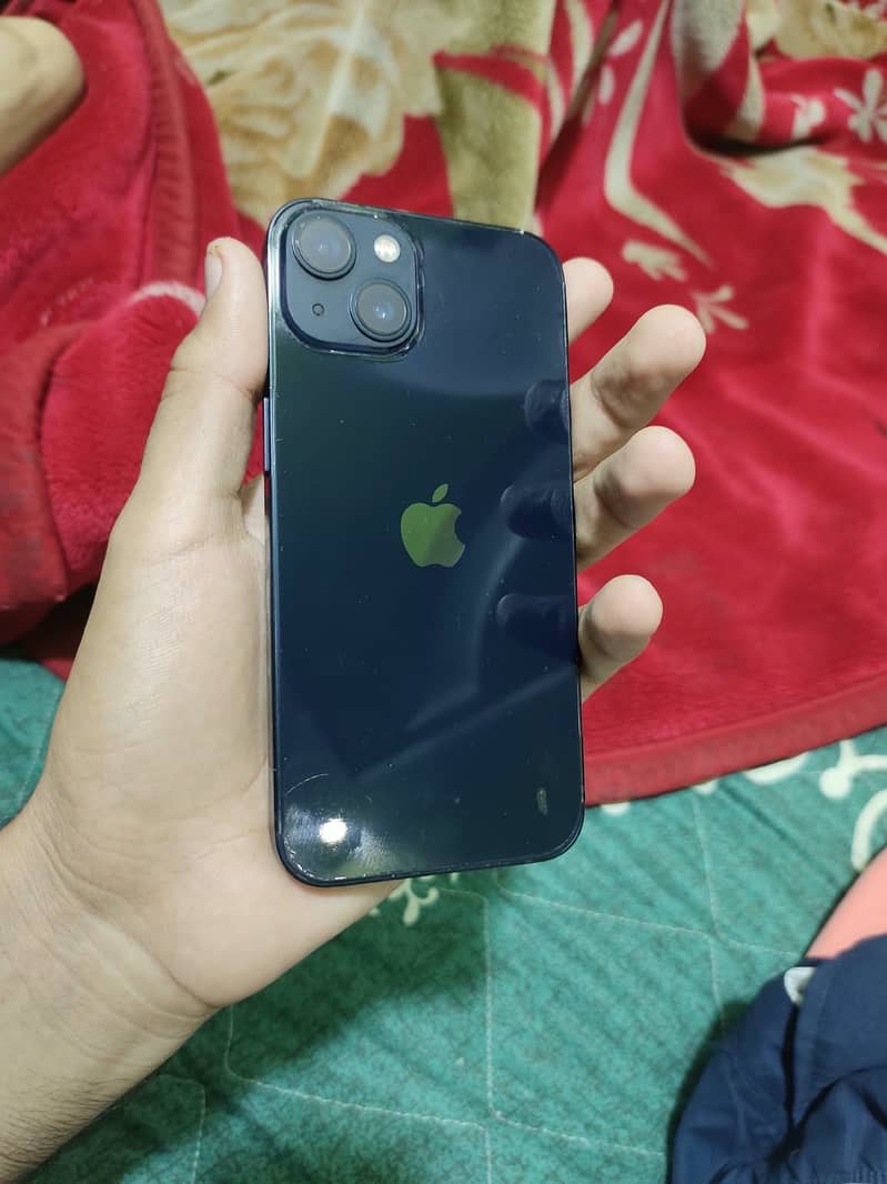 Apple iPhone 13 1