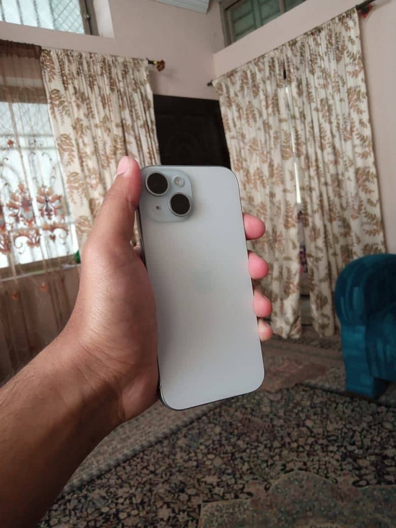 Apple iPhone 15 0