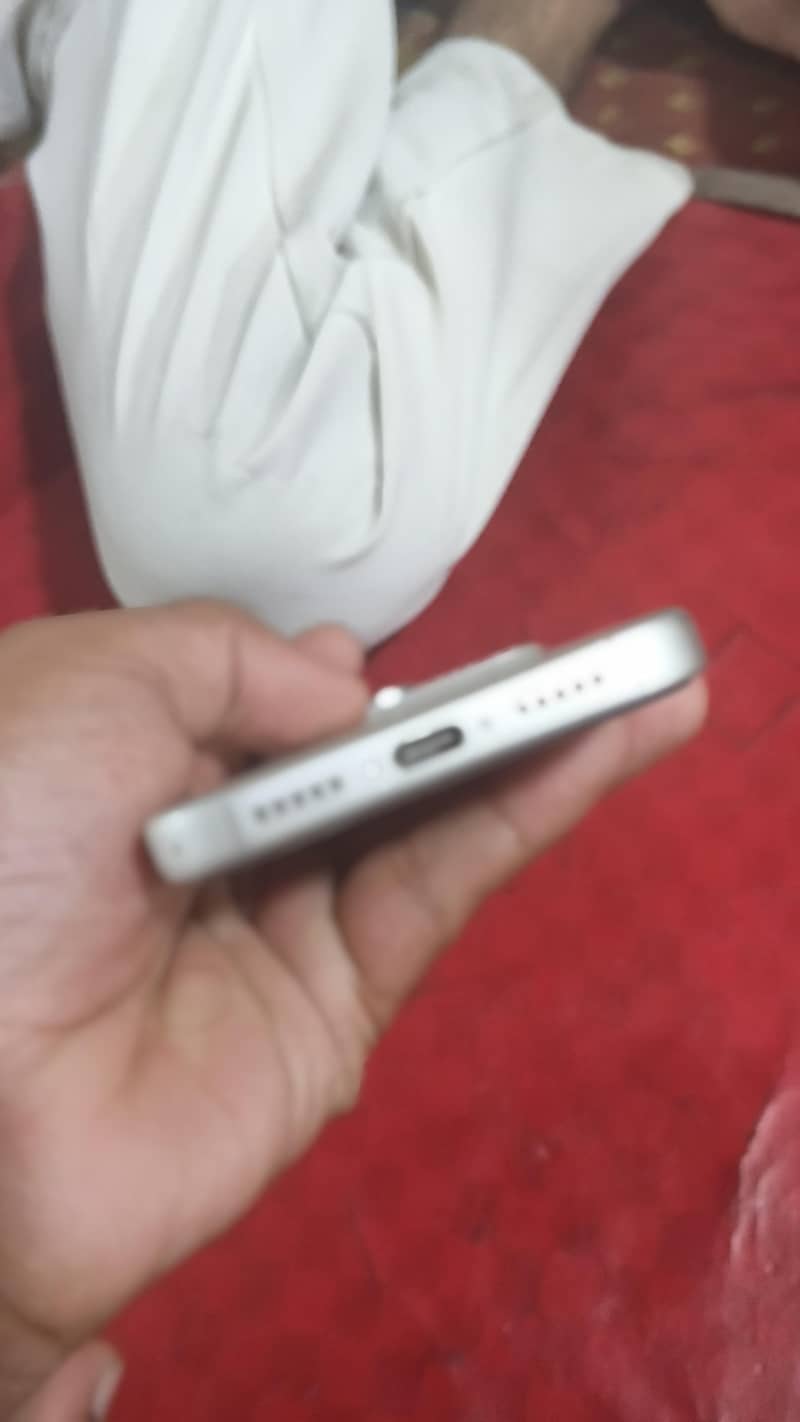 Apple iPhone 17 Pro 1