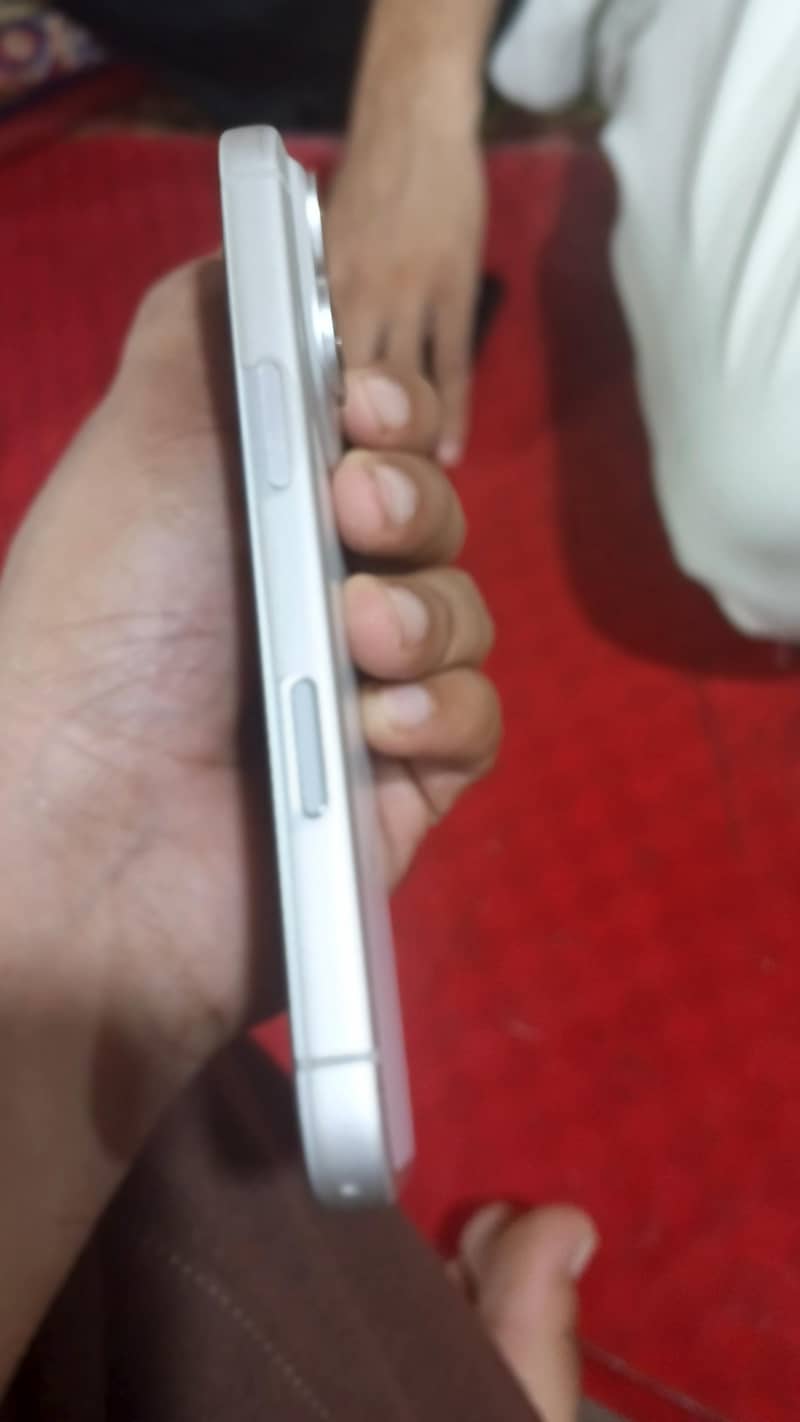 Apple iPhone 17 Pro 2