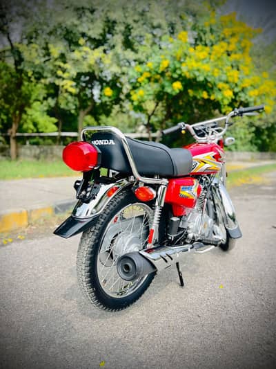Honda CG125 2025Model like brand new just 7000 drive on my name