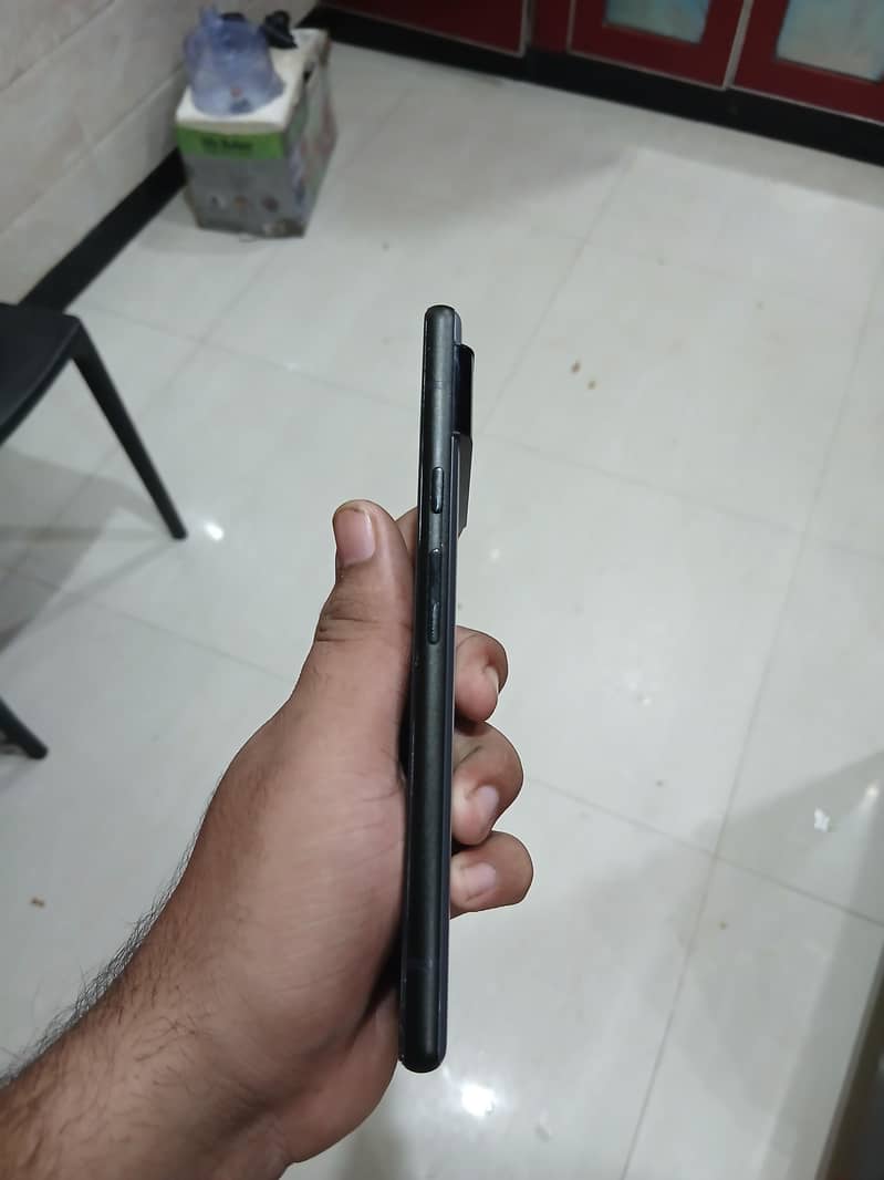 Google Pixel 6 5