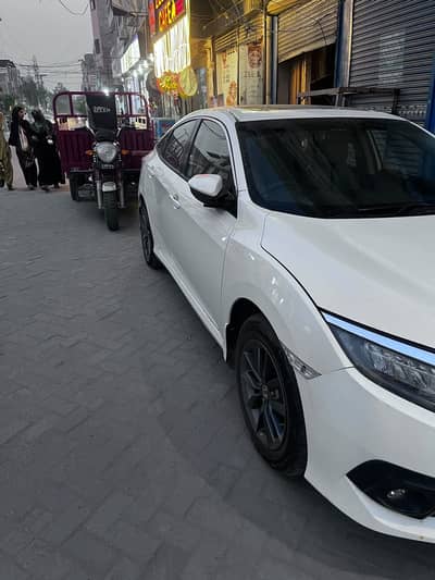 2021 model civic b2b  lush condition