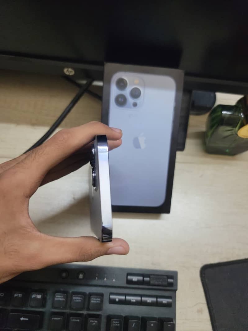 Apple iPhone 13 Pro Max 18