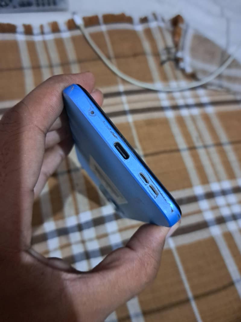 Xiaomi Redmi Note 12 4
