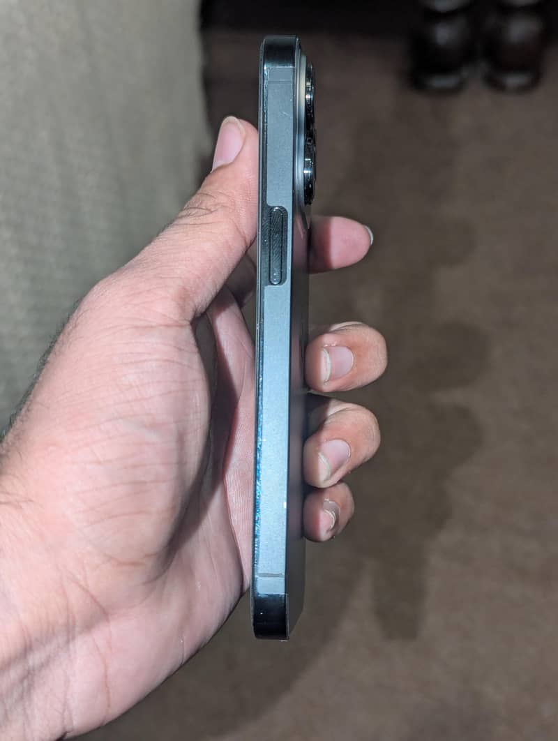 Apple iPhone 14 Pro 3