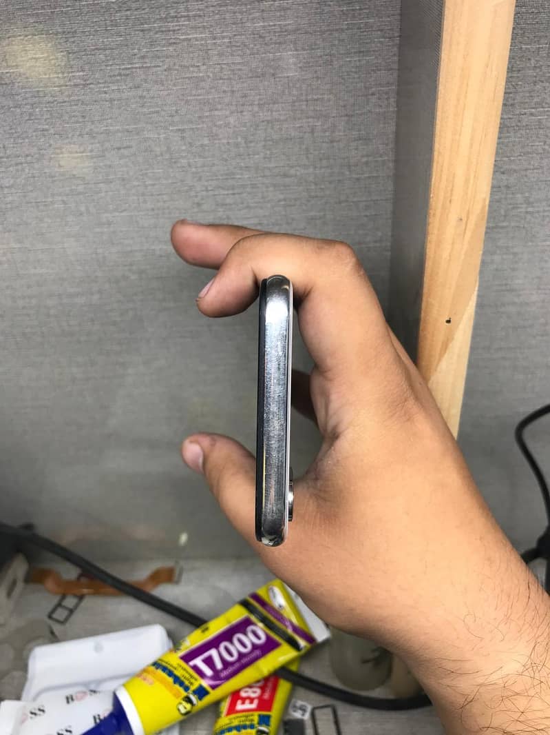 Apple iPhone X 3