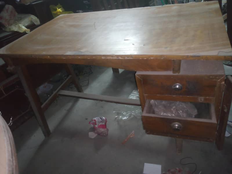 computer table 2