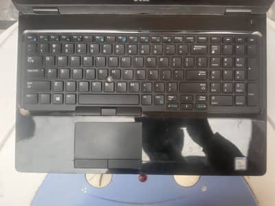 Dell Latitude 5590 Laptop in Excillent Condition with Large Screen