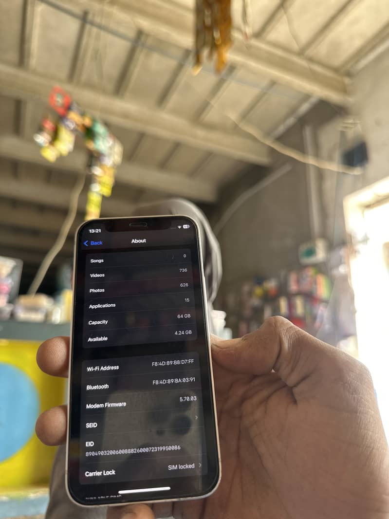 Apple iPhone 12 mini 1
