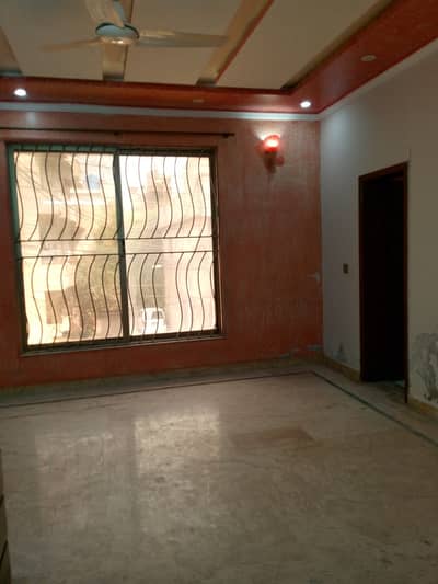 1st Floor Commercial Office for Rent  Prime Location Main Road, Gulzar-e-Quaid