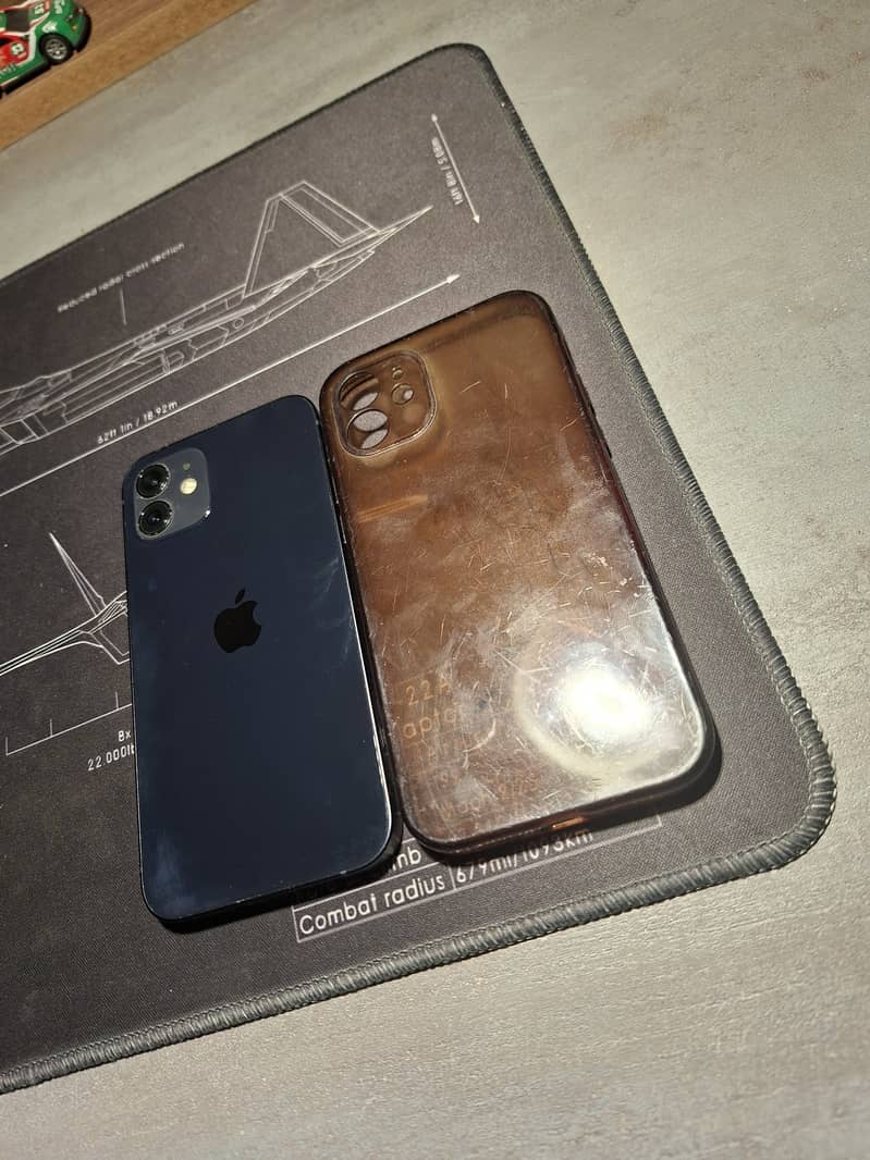 Apple iPhone 12 1